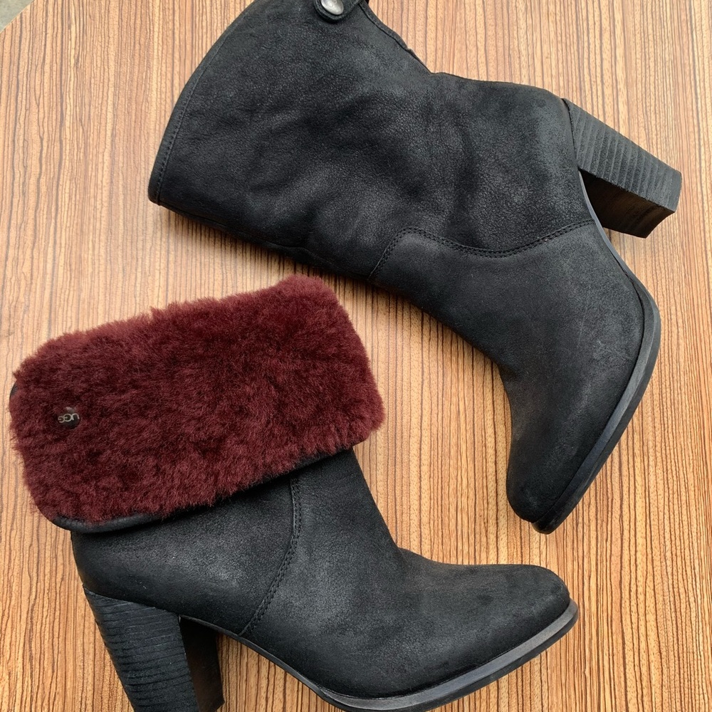 UGG Australia Layna Black Suede Ankle Boots 5.5